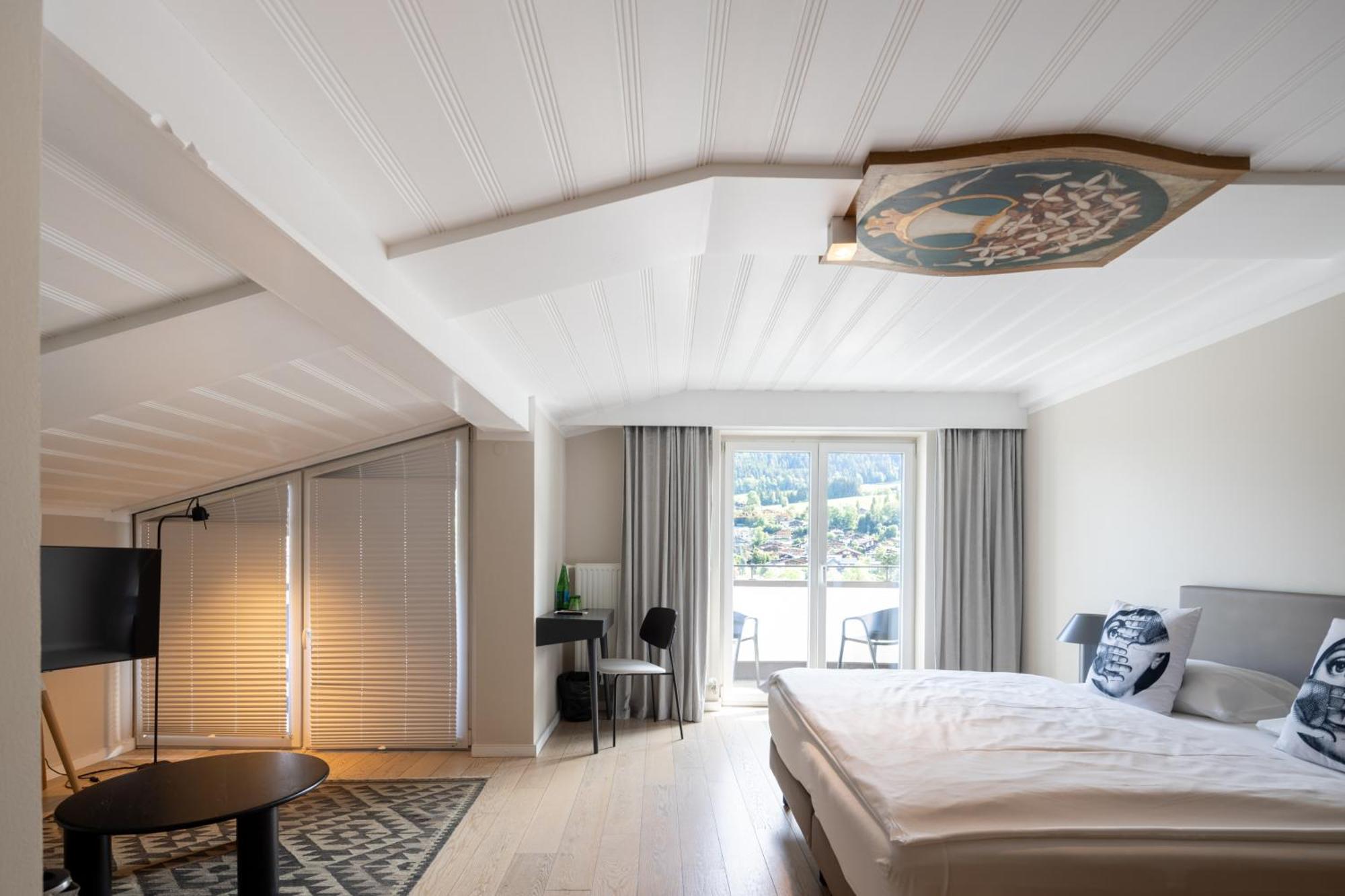 Q! Hotel Maria Theresia Kitzbühel Exterior foto